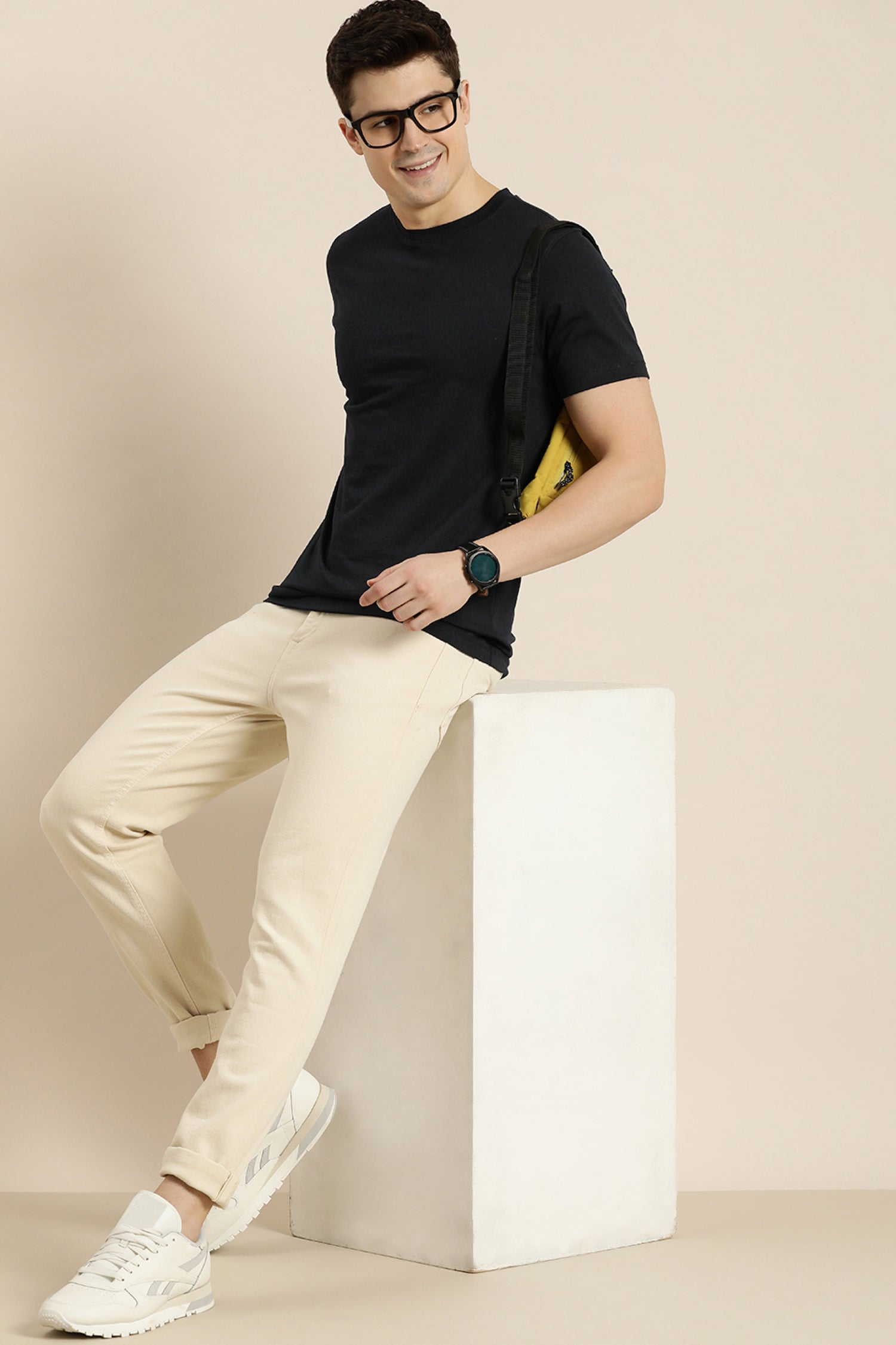 mens-cotton-plain-regular-fit-everyday-t-shirt